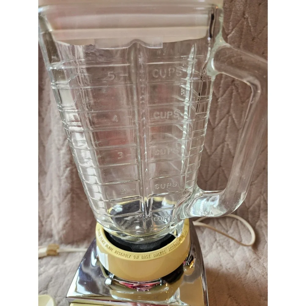 Vintage Osterizer Galaxie Dual Range 14 Blender 5 Cup Glass Jar Cream Chrome